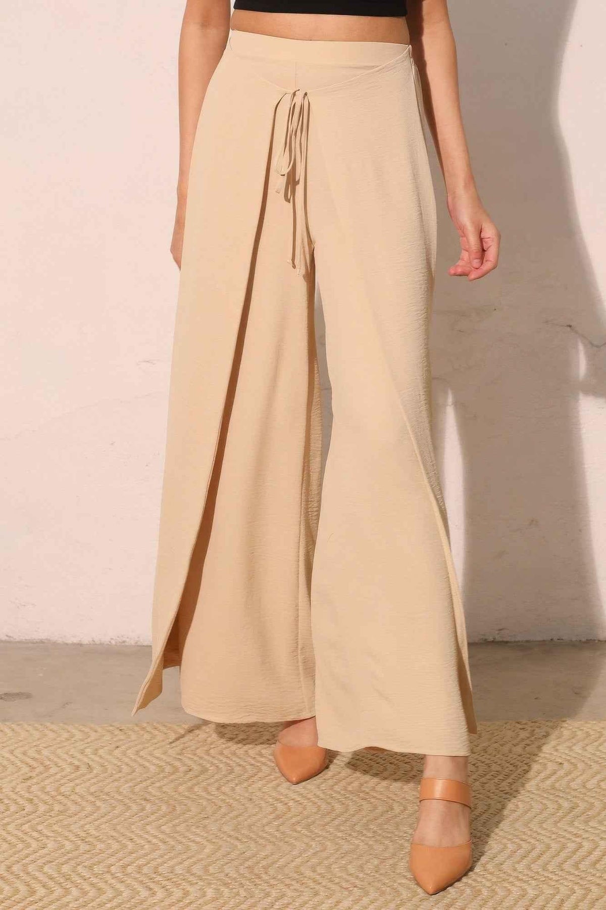 Matte Crepe Overlap Pants