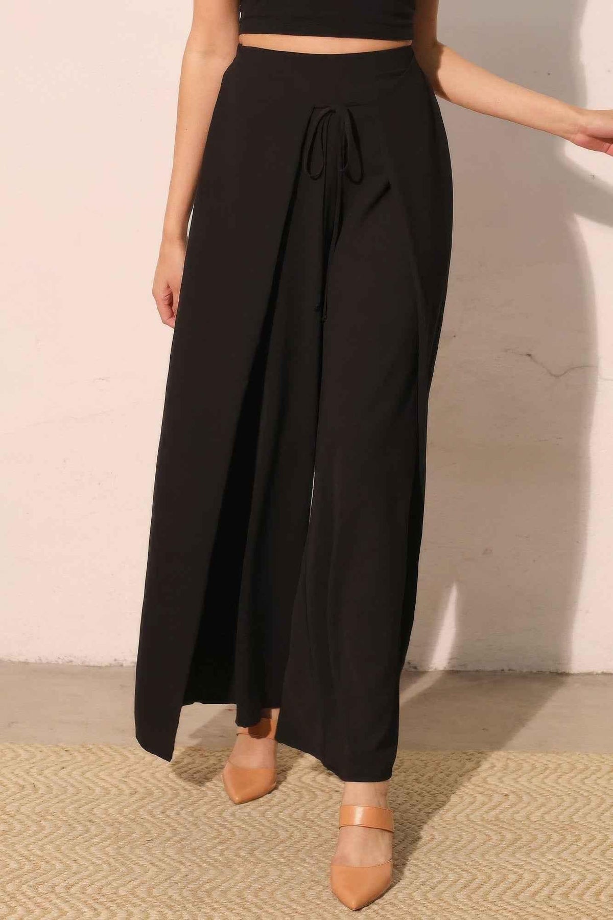 Matte Crepe Overlap Pants
