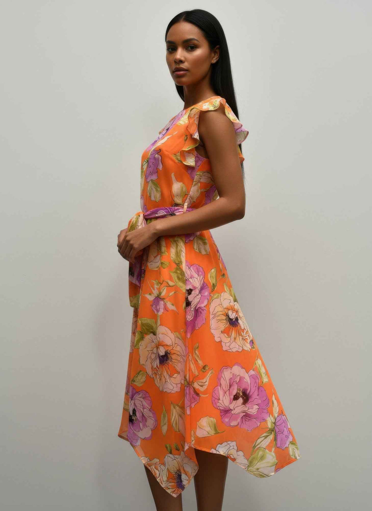 Shelby & Palmer Floral Ruffled Sleeve