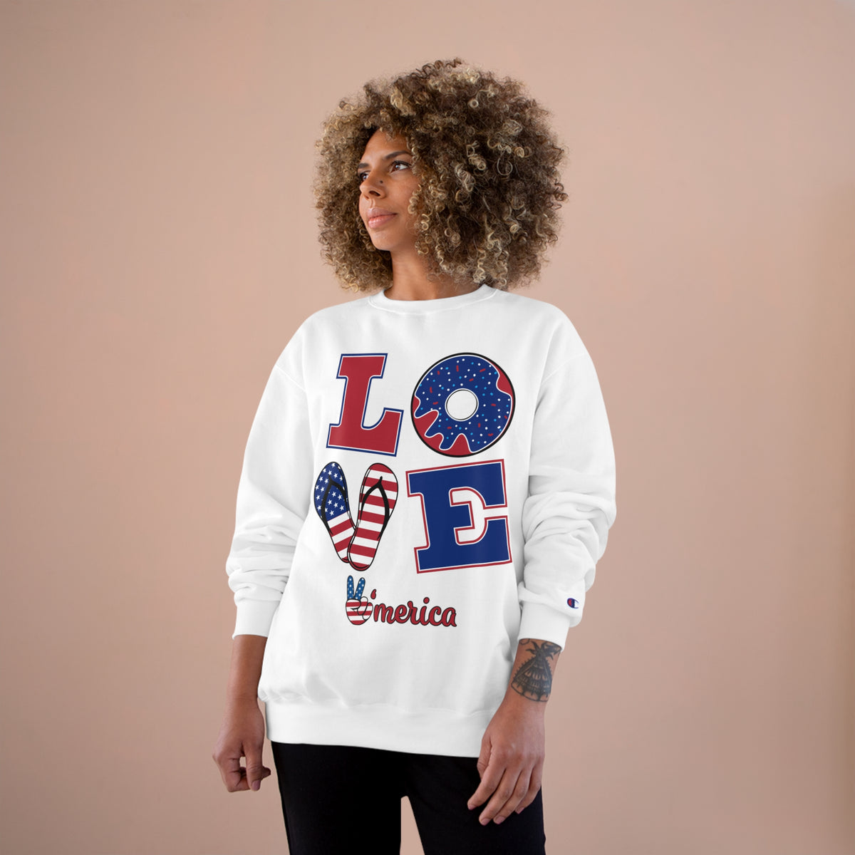 Patriotic Love Champion Sweatshirt - USA Themed Apparel for Holidays - CABRALLY