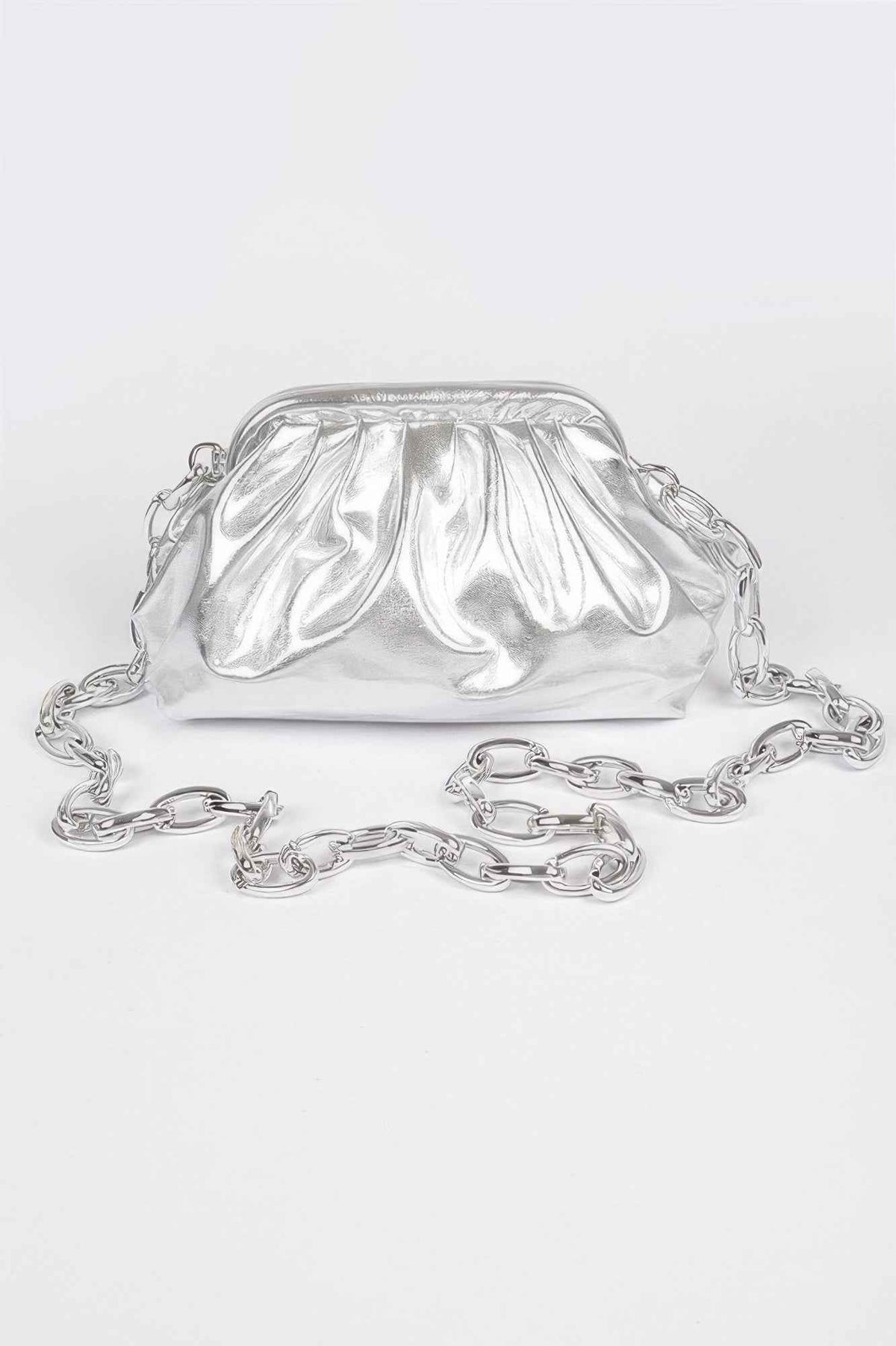 Metallic Pouch W Ccb Resin Chain