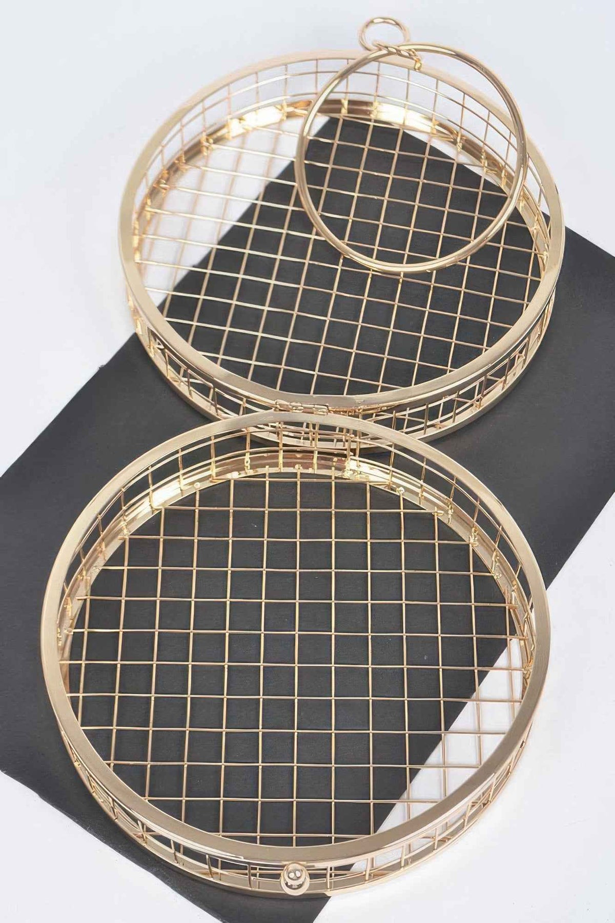 Metal Wire Round Clutch